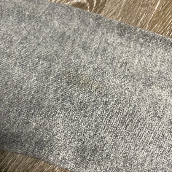 Abercrombrie & Fitch Grey Cardigan - Picture 3 of 5